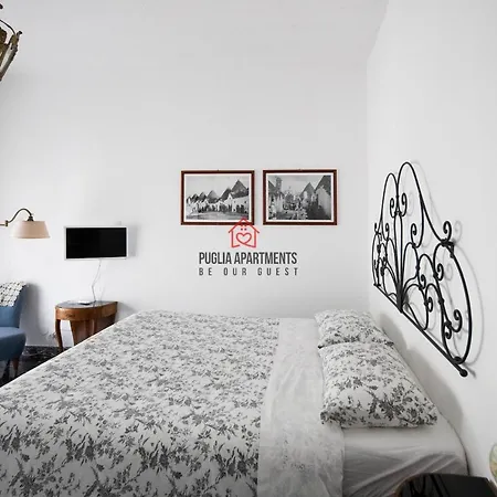 Apartment Golden And Silver House Center Near The Trains Bari