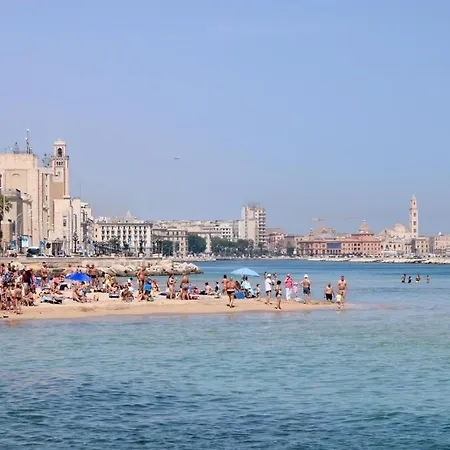 Apartment Golden And Silver House Center Near The Trains Bari