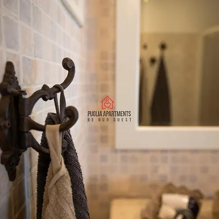 Apartment Golden And Silver House Center Near The Trains Bari